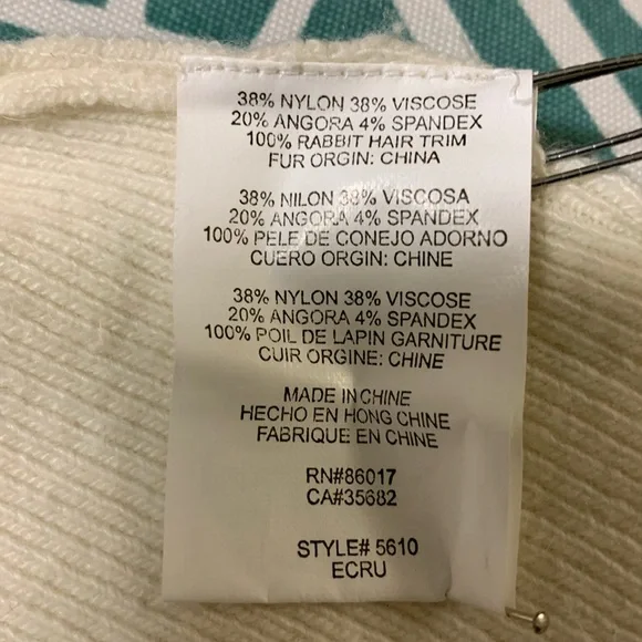 Vintage detachable rabbit hair sweater - Picture 7 of 9